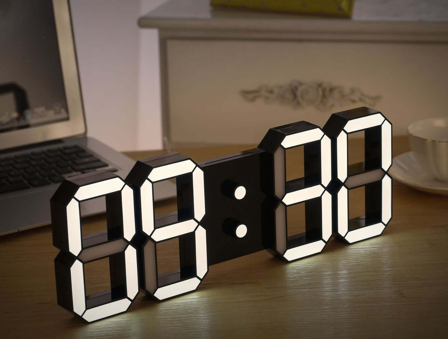 PERPETUAL ELECTRONIC CLOCK