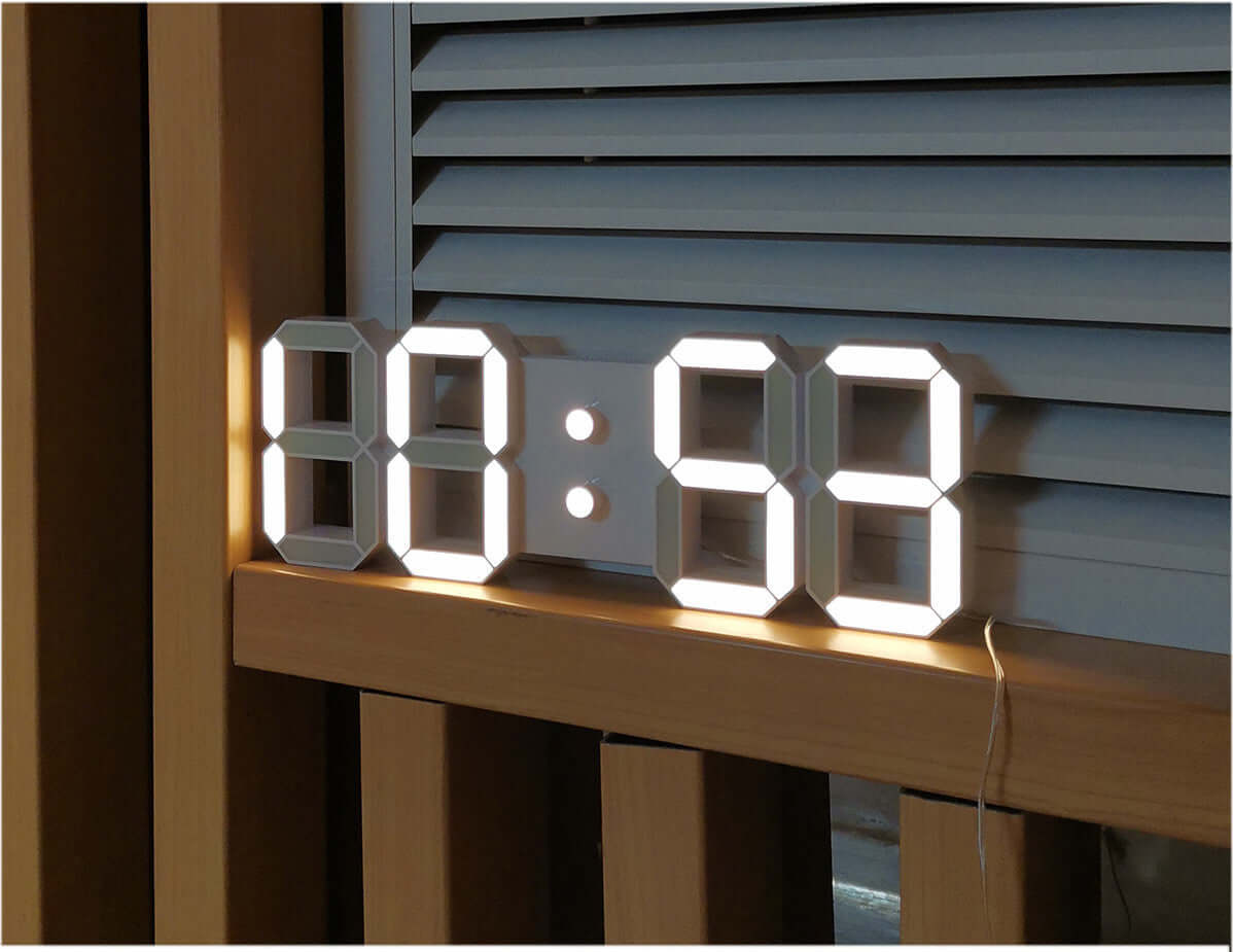 PERPETUAL ELECTRONIC CLOCK